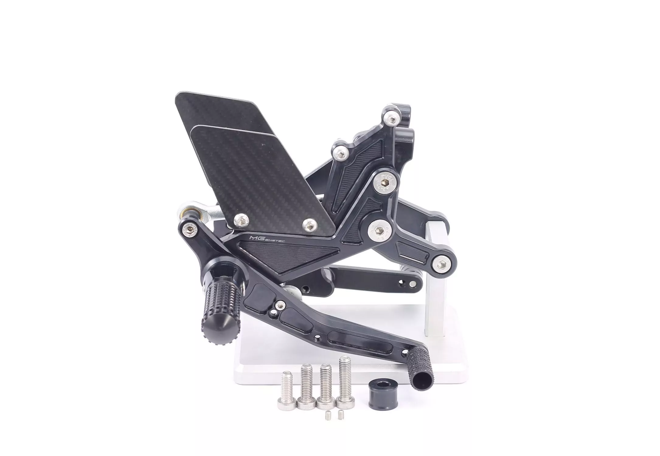 MG Biketec Sportfussrastenanlage / Rastenanlage / Fußrastenanlage mit ABE, gültig in D - A - CH für Ducati Streetfighter V4 / V4 S ab 2020