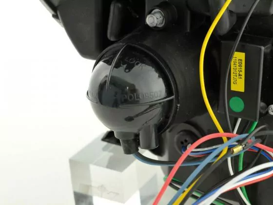 Scheinwerfer Set Daylight LED TFL-Optik Ford Fiesta Typ MK6 Bj. 03-07 schwarz