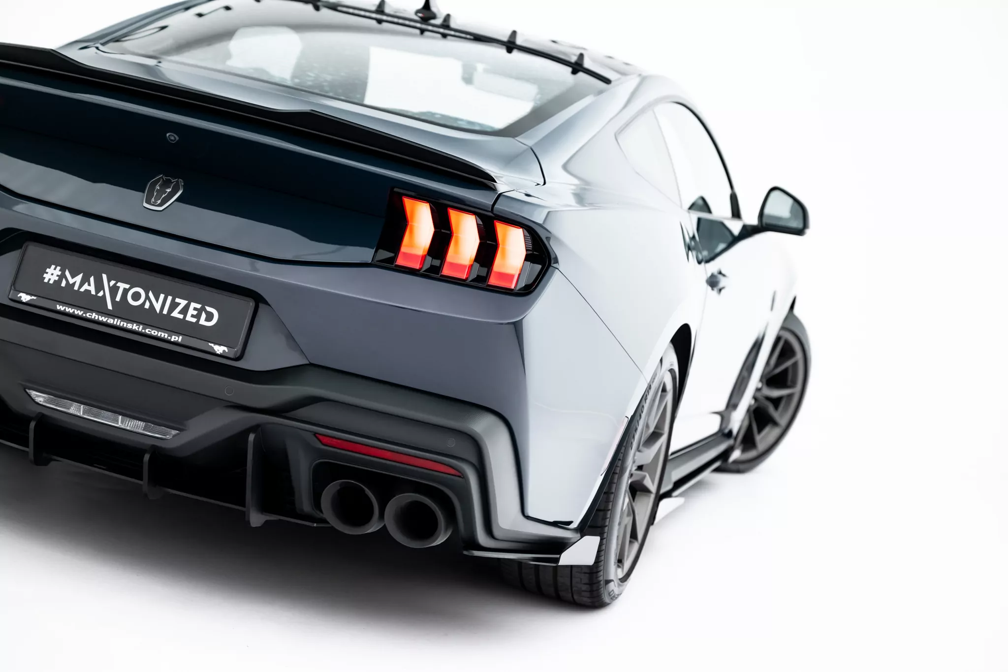 Street Pro Heck Ansatz Flaps Diffusor + Flaps Für Ford Mustang Dark Horse Mk7 Schwarz Hochglanz