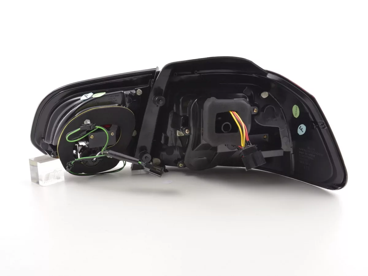 LED Rückleuchten Set VW Golf 6 Typ 1K Bj. 2008-2012 klar/rot für Rechtslenker