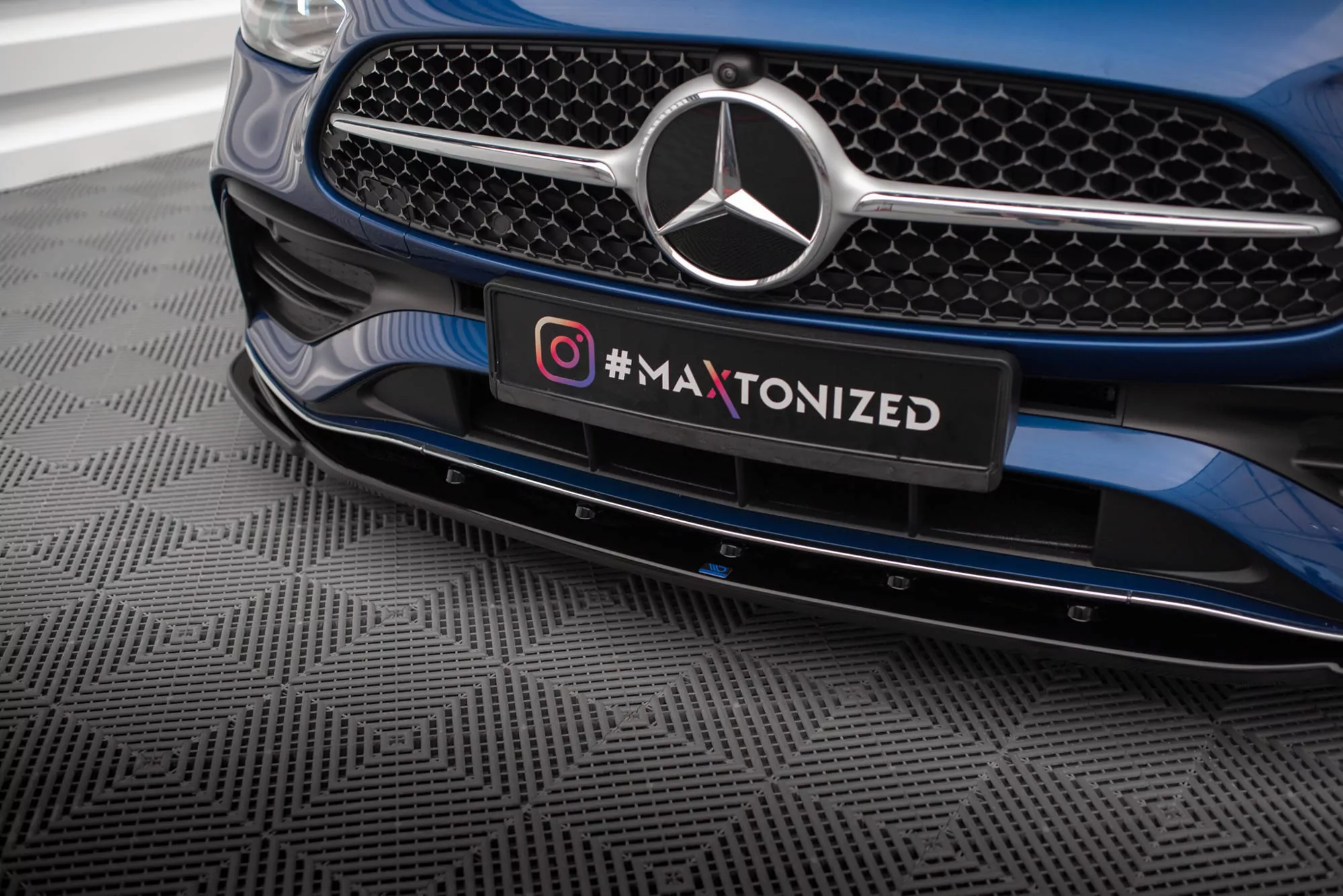 Front Ansatz V.2 Für Mercedes-Benz C AMG-Line / 43 AMG W206 Schwarz Hochglanz
