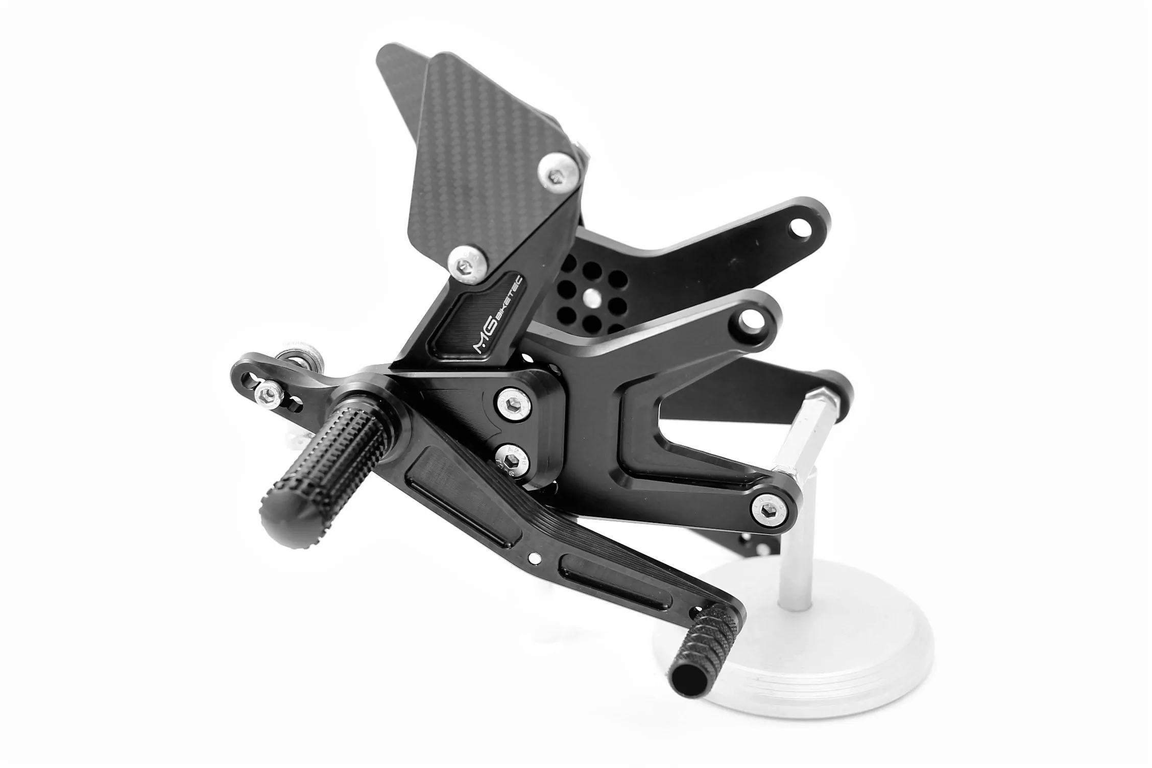 MG Biketec Sportfussrastenanlage / Rastenanlage / Fußrastenanlage mit ABE, gültig in D - A - CH für Triumph Street Triple 675 ab 2008-2010