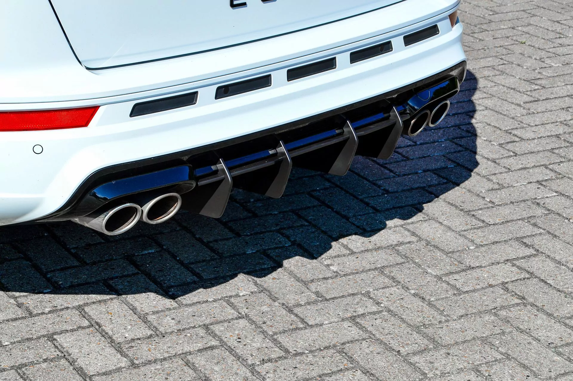 Gefräster Heckansatz Diffusor für Cupra Ateca 5FP ohne AHK