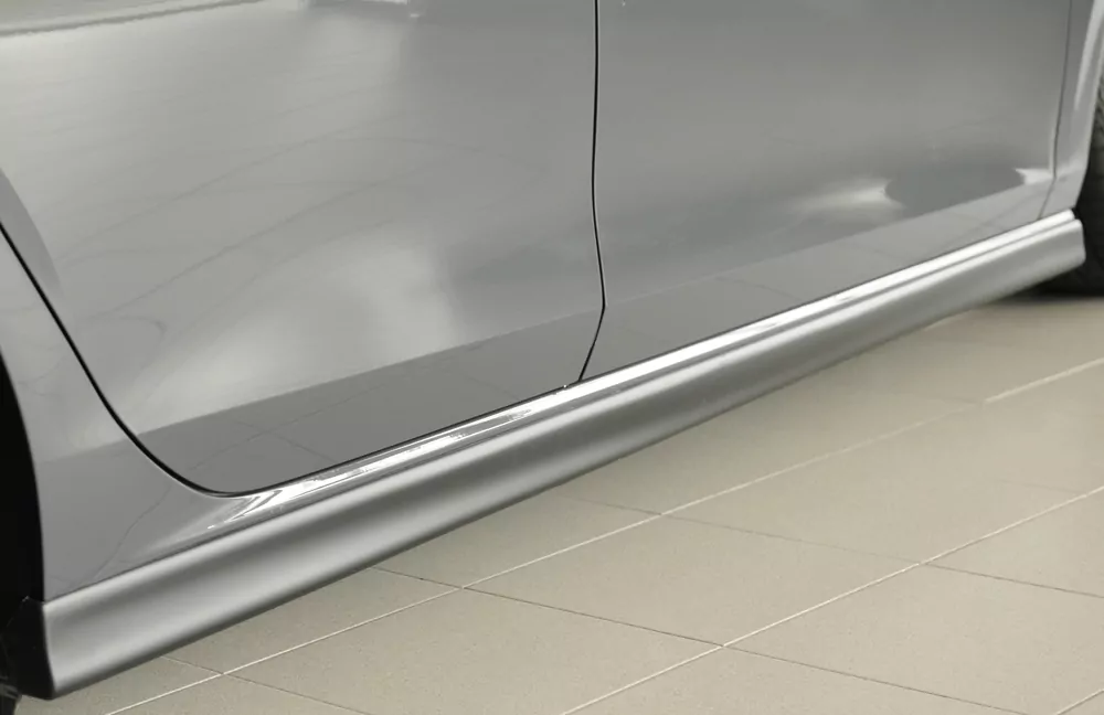 Rieger Seitenschweller rechts  (XS) matt schwarz für VW Golf 8 GTI 5-tür. 08.20-03.24 (bis Facelift)