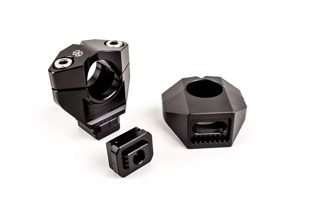 GILLES 2DGT verstellbare Lenkerböcke schwarz