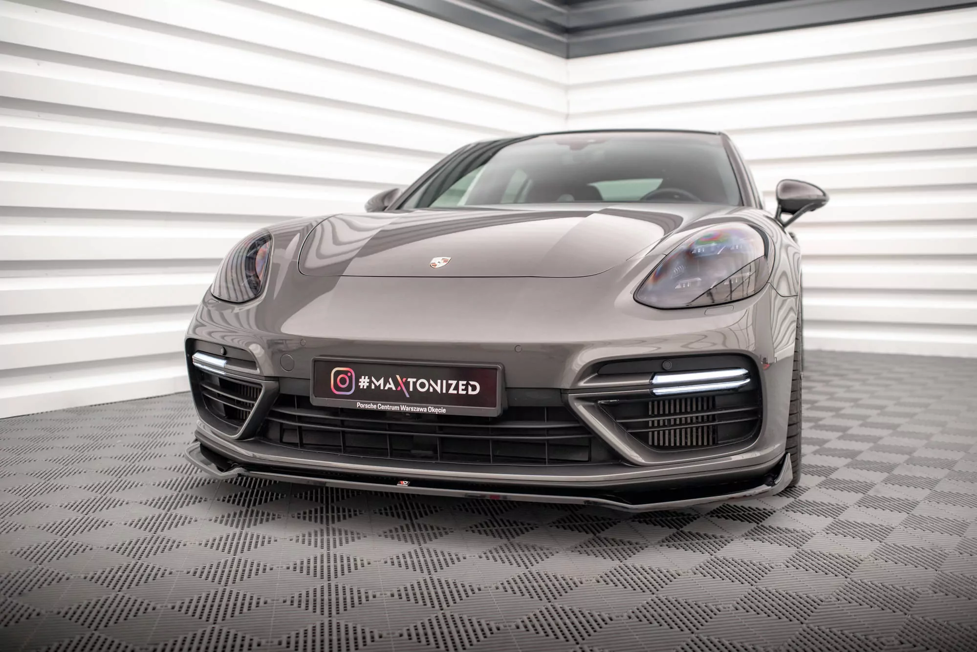 Front Ansatz V.2 Für Porsche Panamera Turbo S E-Hybrid Schwarz Hochglanz