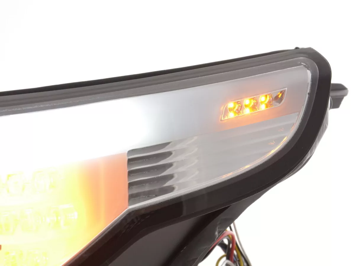 Scheinwerfer Set Xenon Angel Eyes LED BMW 5er E60/E61 Bj. 03-04 chrom für Rechtslenker