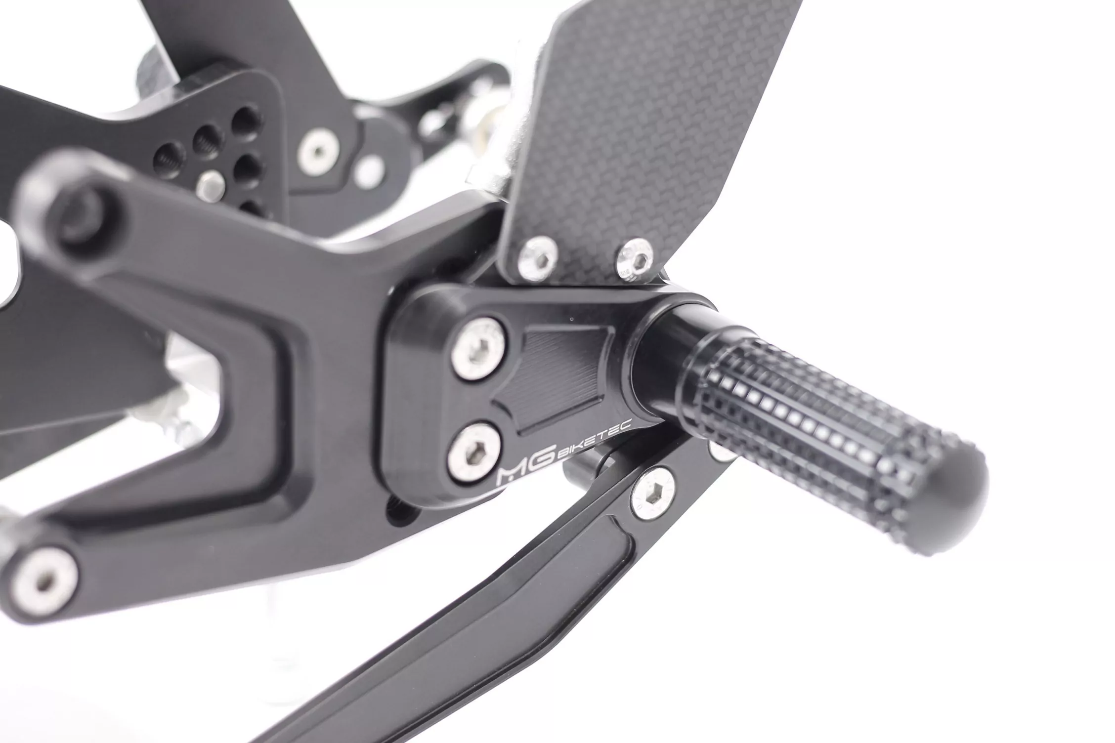 MG Biketec Sportfussrastenanlage / Rastenanlage / Fußrastenanlage mit ABE, gültig in D - A - CH für Triumph Street Triple 675 ab 2008-2010