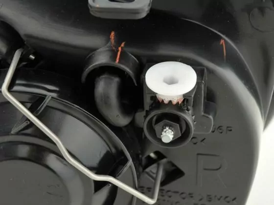 Scheinwerfer VW Bora Typ 1J  98-05 schwarz