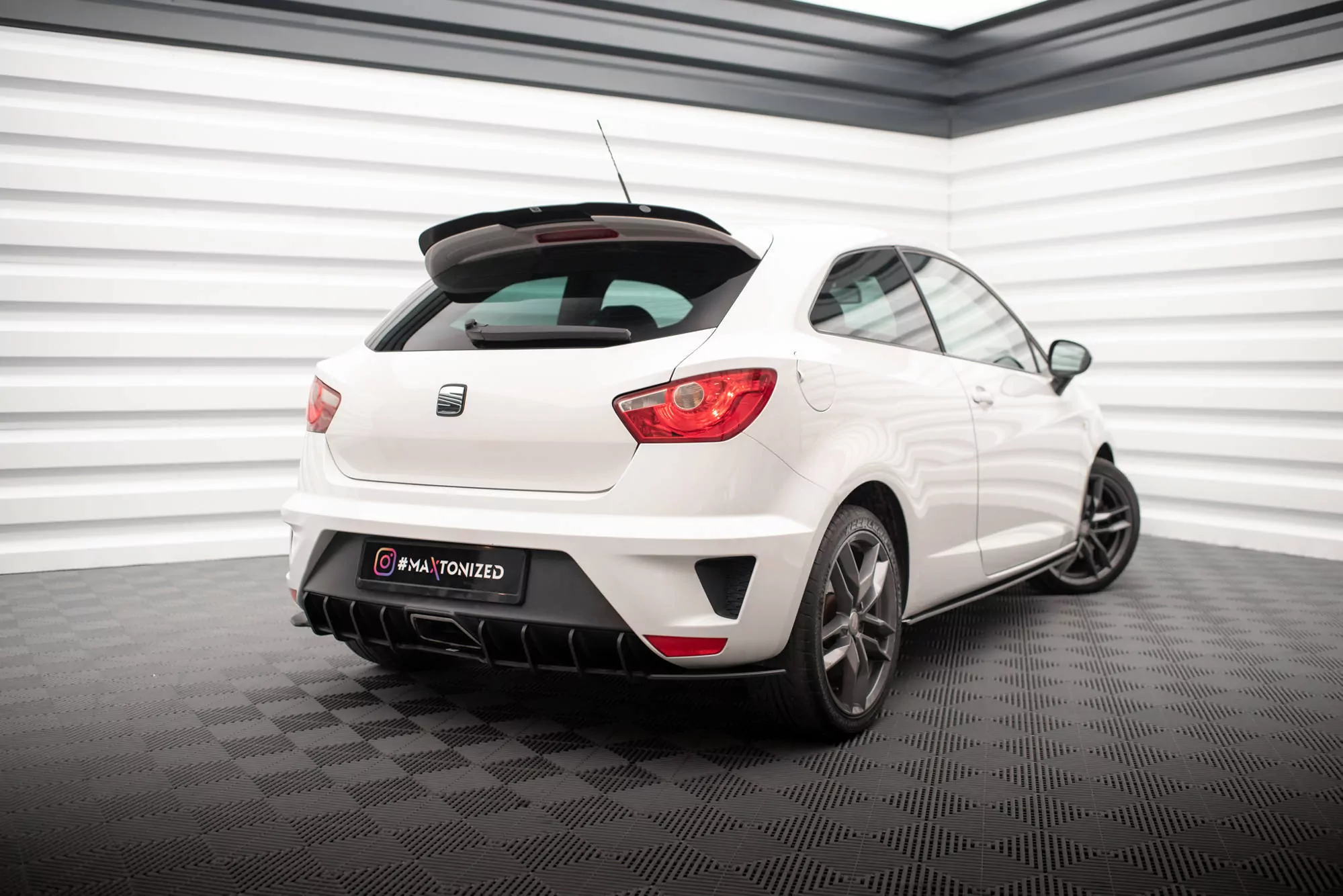 Spoiler CAP Passend Für Passend Für SEAT IBIZA 4 SPORTCOUPE (vor FL) Schwarz Hochglanz Schwarz Hochglanz
