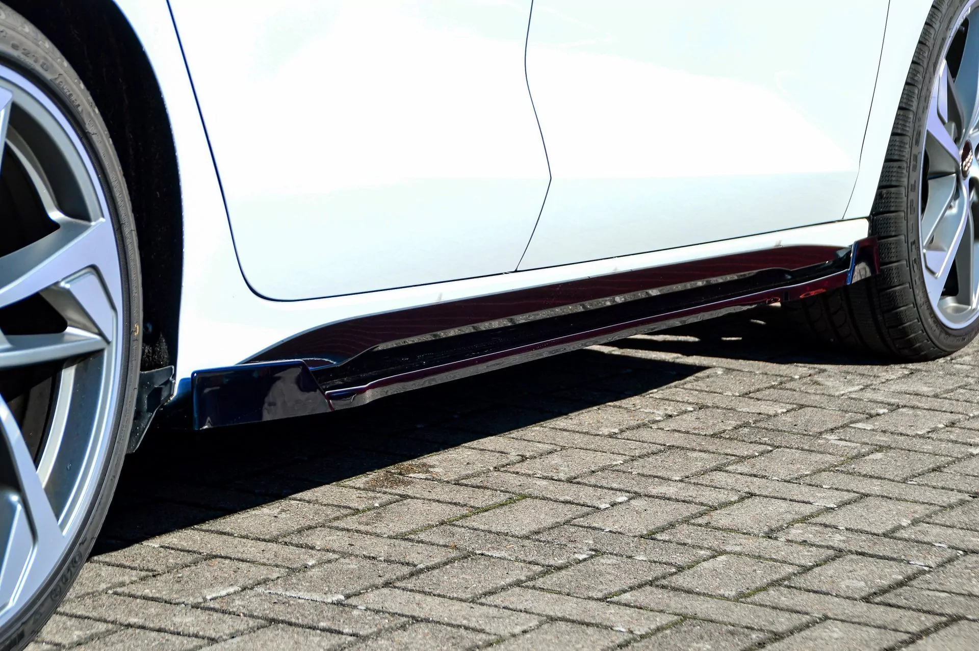 CUP Seitenschweller mit Wing vorne + hinten für Audi A3 8Y S-Line + S3