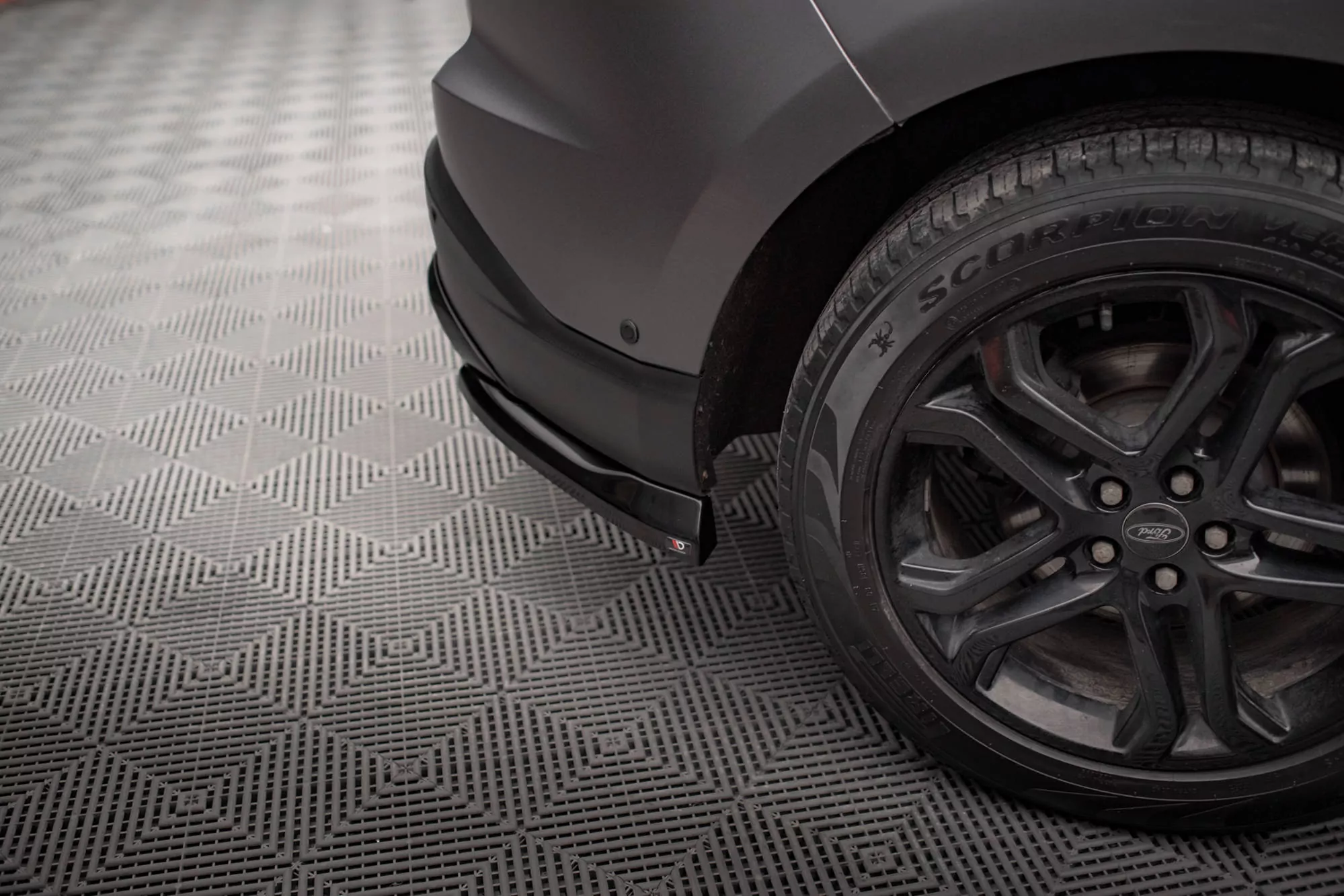 Heck Ansatz Flaps Diffusor V.2 Für Ford Edge Mk2 Schwarz Hochglanz