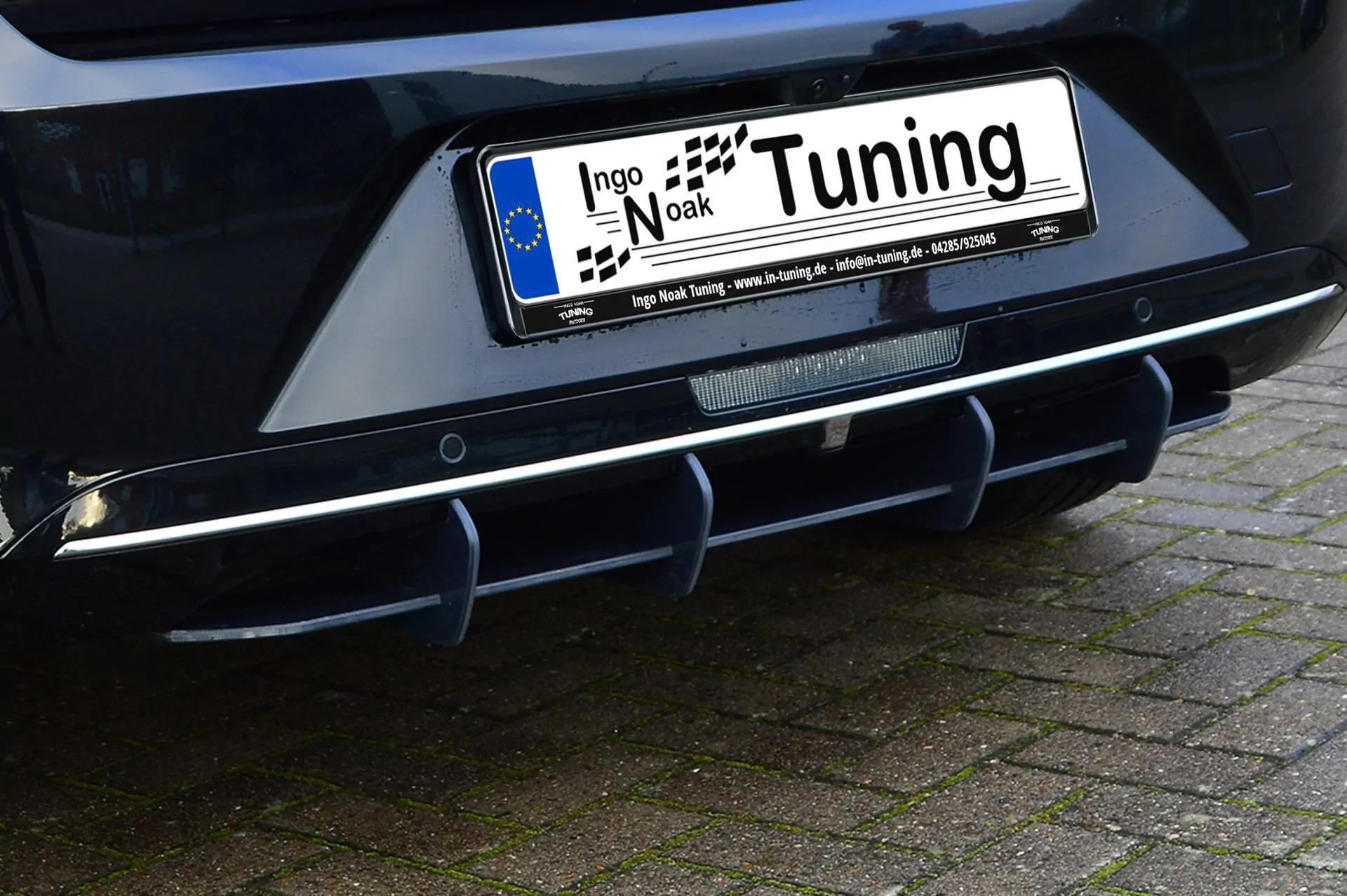 Gefräster Heckansatz mit Finnen für Opel Astra L