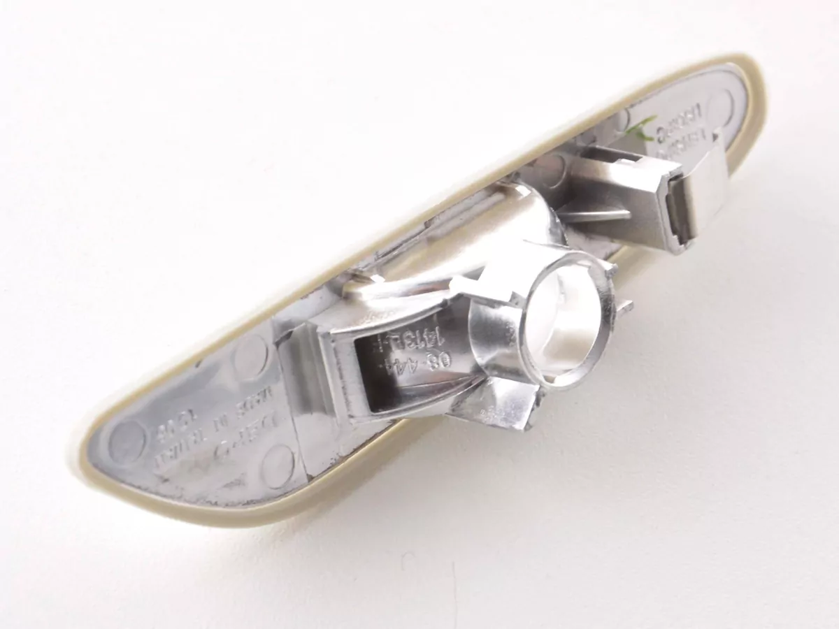 Verschleißteile Seitenblinker links BMW 3er E92/E93 Bj. 06-, chrom