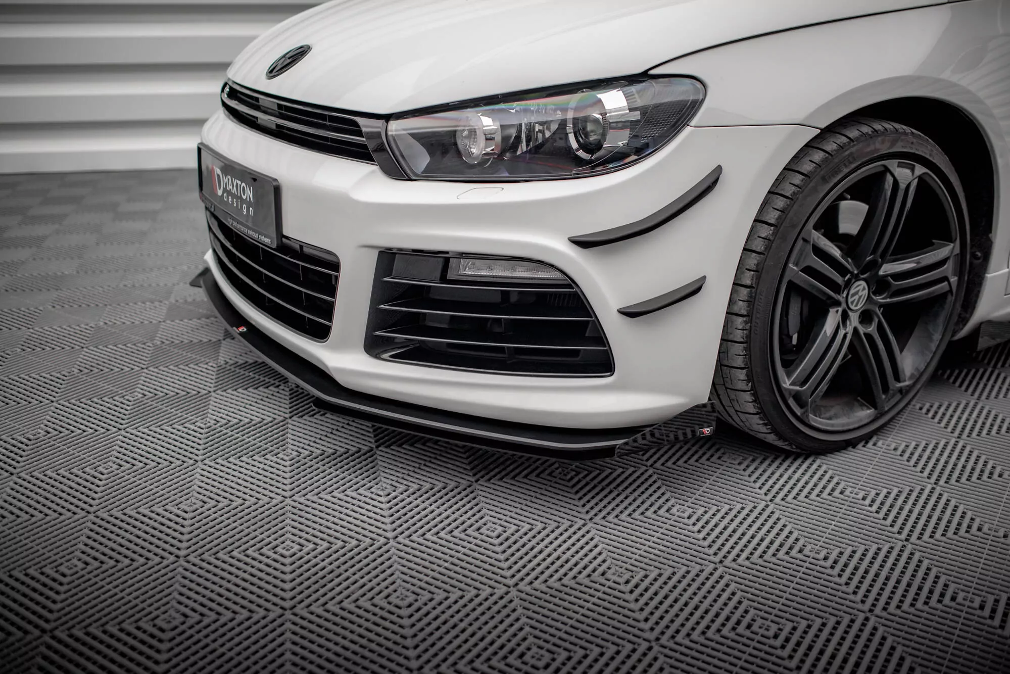 Front Stoßstange Flaps Für VW Scirocco R Mk3 Schwarz Hochglanz