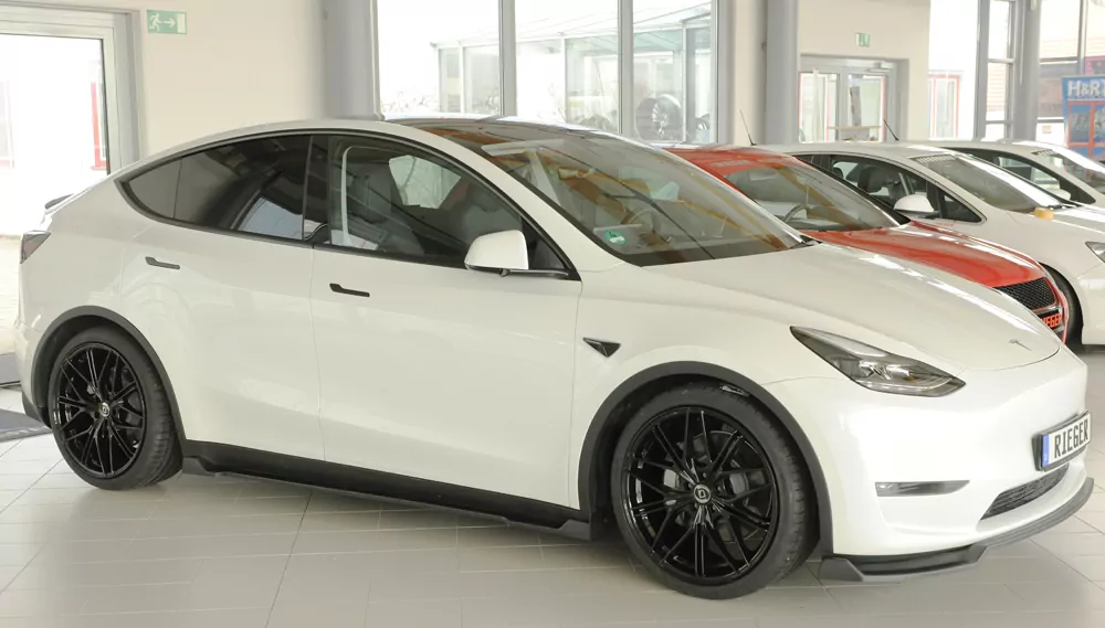 Rieger Spoilerschwert matt schwarz für Tesla Model Y  (003)  03.20-