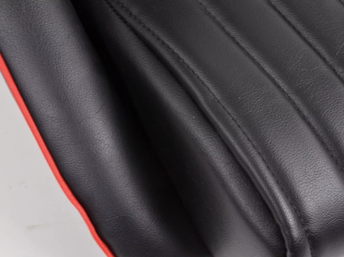 FK Oldtimersitze Auto Vollschalensitze Set Classic 2 Kunstleder schwarz mit Kopfstütze