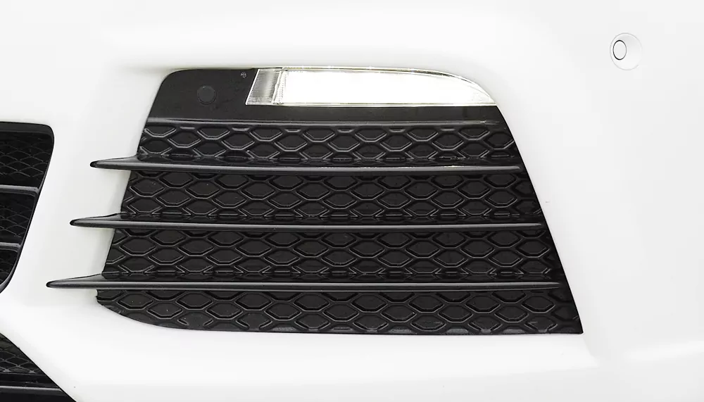 Rieger Lufteinlaßblenden  (Aufpreis) für VW Golf 6 GTD - 3-tür.   schwarz glanz