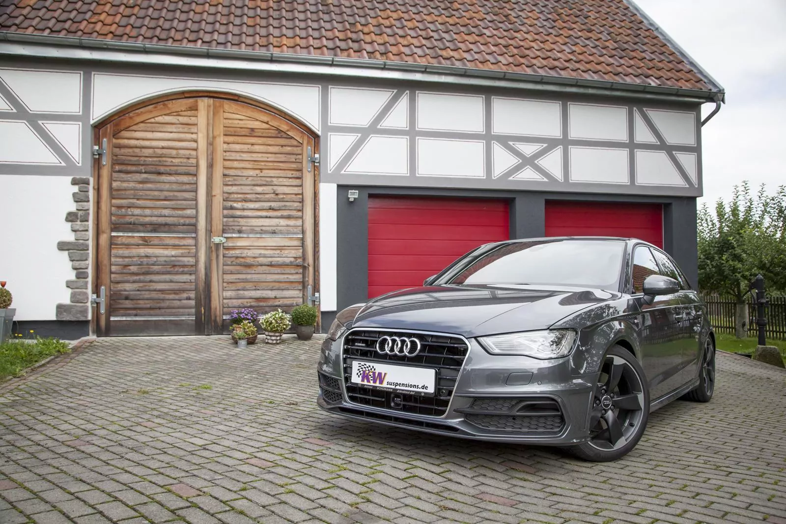 KW Gewindefahrwerk V2 Comfort (inkl. Stilllegung f. elektr. Dämpfer) AUDI A3 Sportback (8V) 8VA, 8VF Allrad 09/2012-