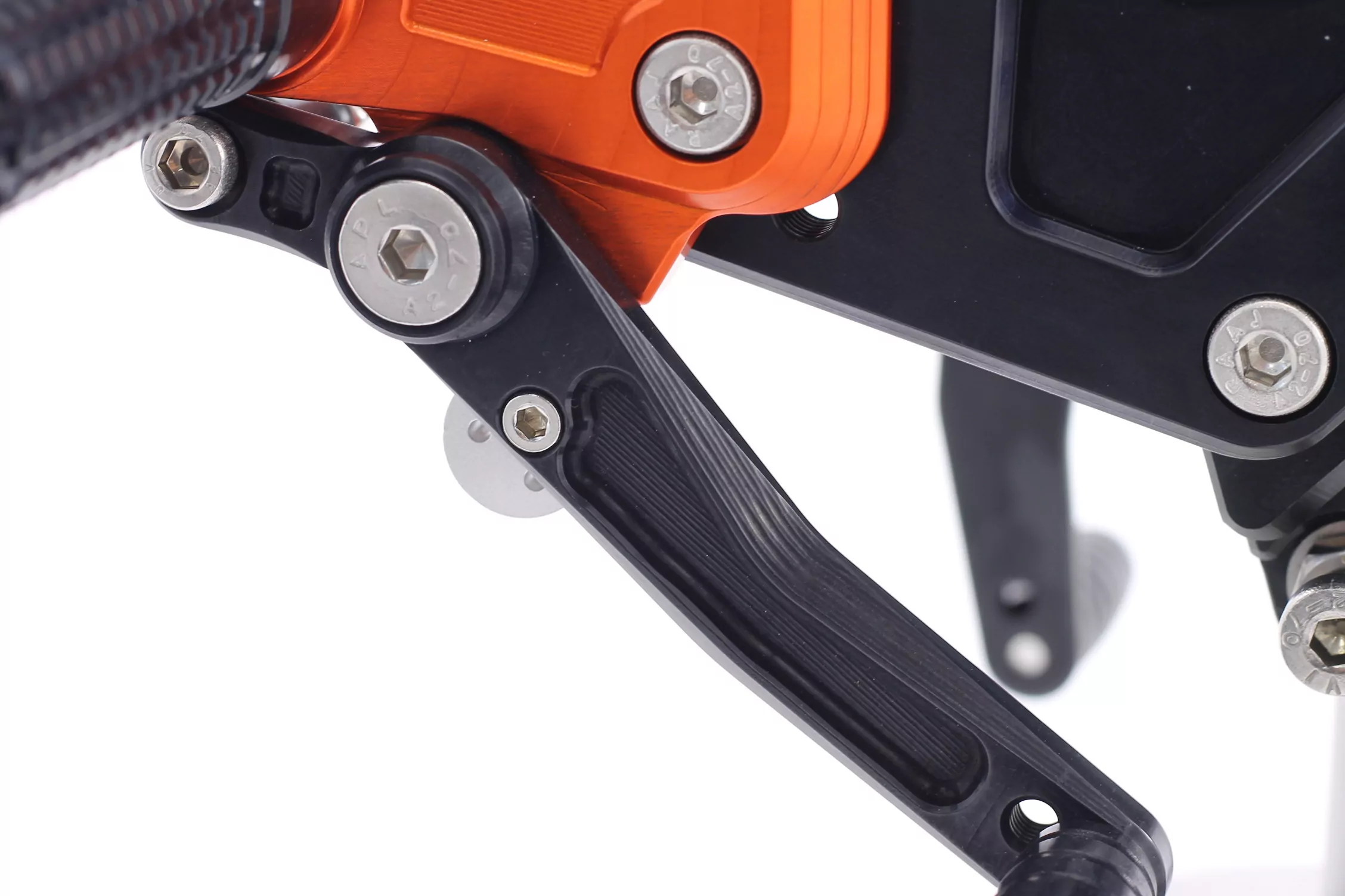 MG Biketec Sportfussrastenanlage / Rastenanlage / Fußrastenanlage mit ABE, gültig in D - A - CH für KTM 125 Duke ab 2020-2023