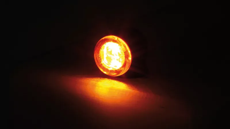 HIGHSIDER pro Proton Three LED Rück-, Bremslicht, Blinker Schwarz/Getönt 3in1, E-Geprüft (Paar)