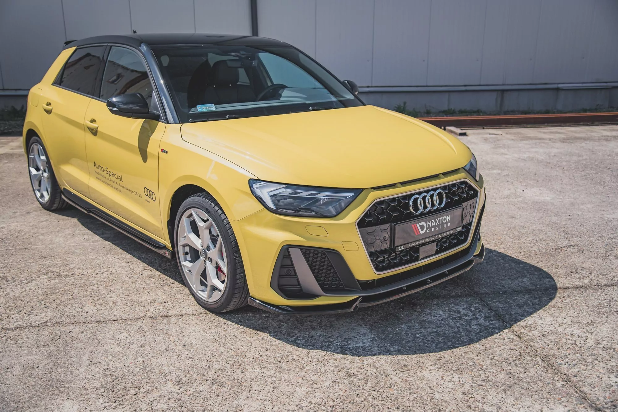 Front Ansatz Passend Für V.3 Audi A1 S-Line GB Schwarz Hochglanz