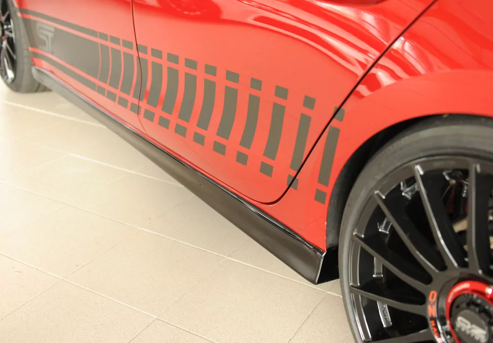 Rieger Seitenschweller links  (XS) glanz schwarz für Seat Leon (KL) 5-tür. (ST/Sportstourer) 09.20-06.24 (bis Facelift)