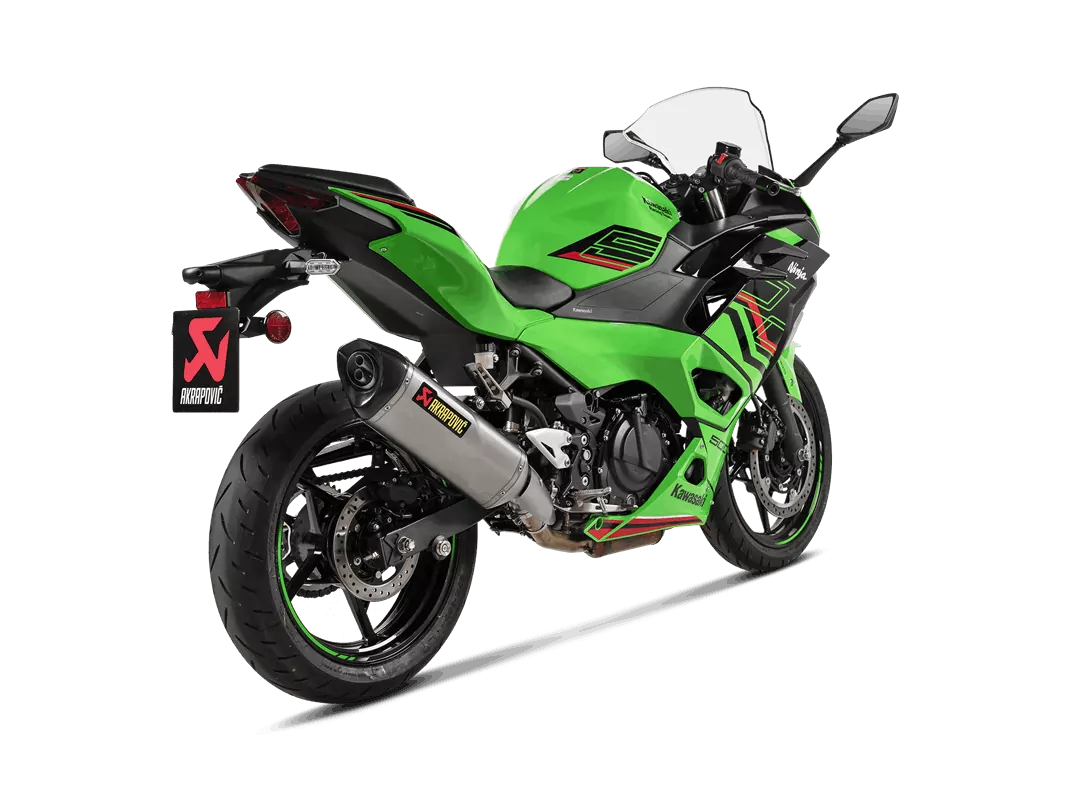 Akrapovic Slip-On Line (Carbon) Auspuff für Kawasaki Ninja 500 Z500 2024-2025