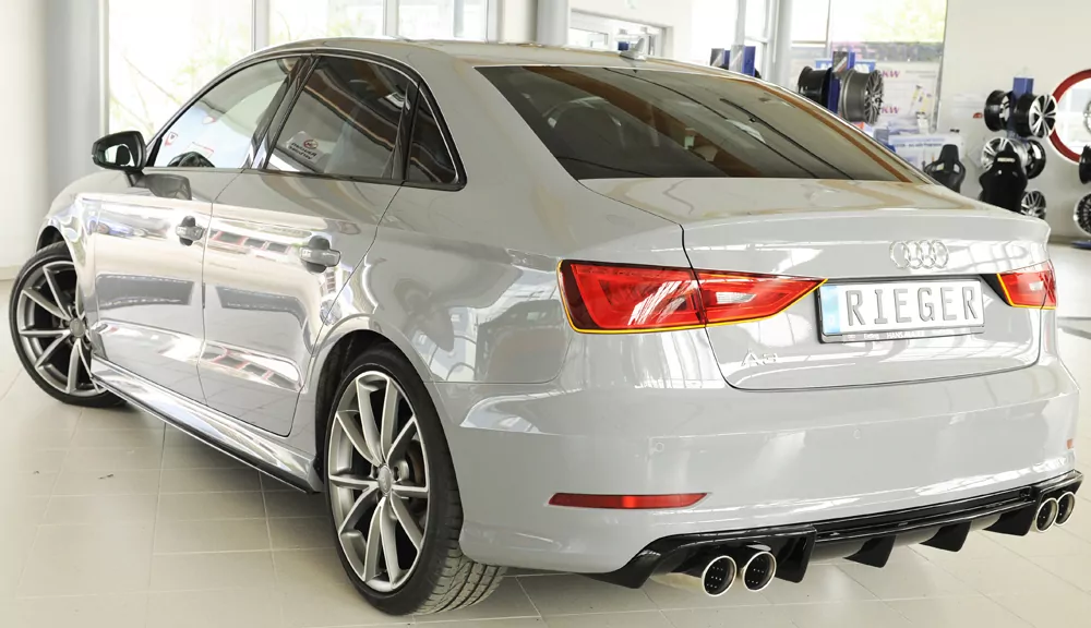 Rieger Heckeinsatz für Audi A3 (8V) - 3-tür. (Cabrio 8V7) 07.12-08.16 (bis Facelift) schwarz glanz