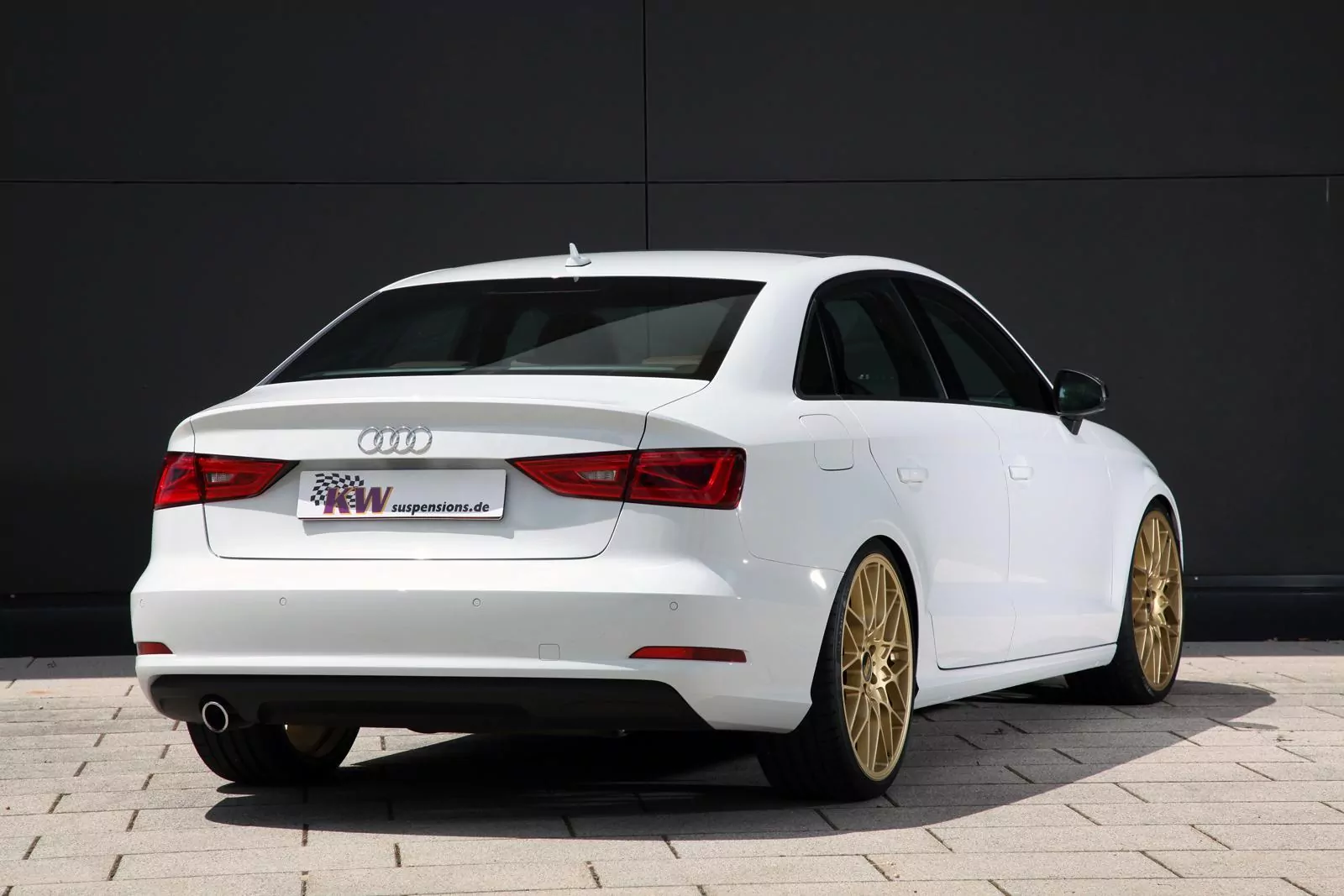 KW Gewindefahrwerk V2 Comfort (inkl. Stilllegung f. elektr. Dämpfer) AUDI A3 Sportback (8V) 8VA, 8VF Allrad 09/2012-