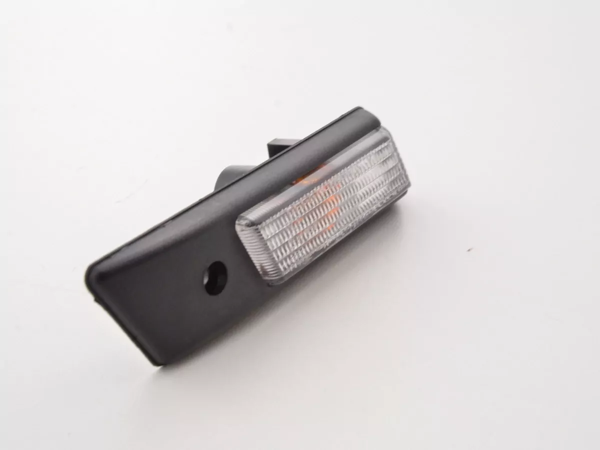 Verschleißteile Seitenblinker links BMW E32 / E34