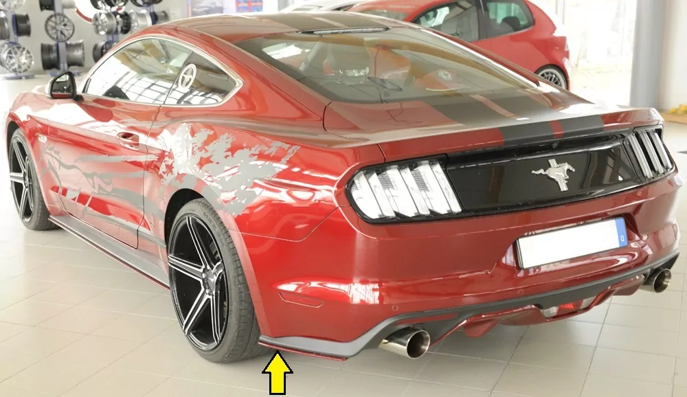 Rieger Heckschürzenansatz seitlich links für Ford Mustang 6 (LAE) | Coupé 11.14-07.17 (bis Facelift) für orig. GT-Heckschürze      in Vorbereitung !