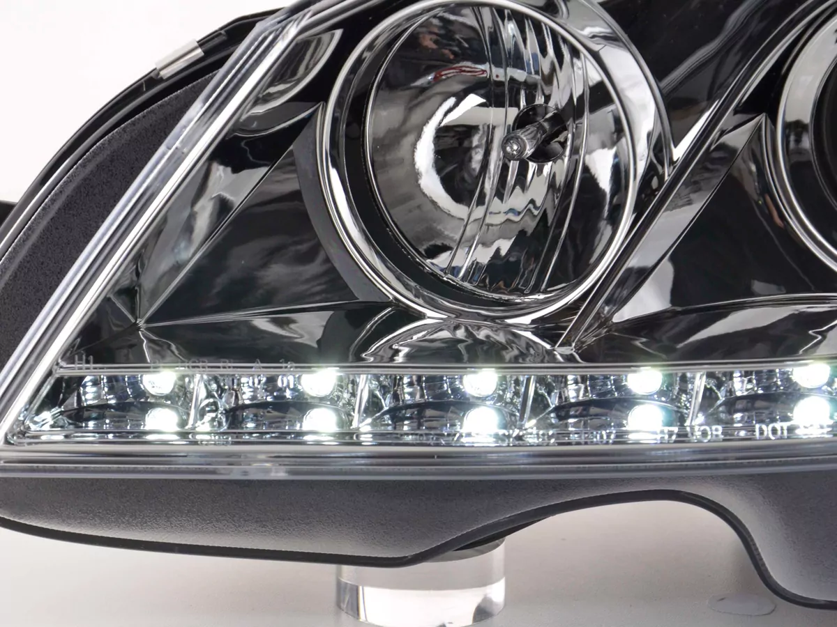 Scheinwerfer Set Daylight LED TFL-Optik Mercedes C-Klasse Typ W204 Bj. 07-10 chrom