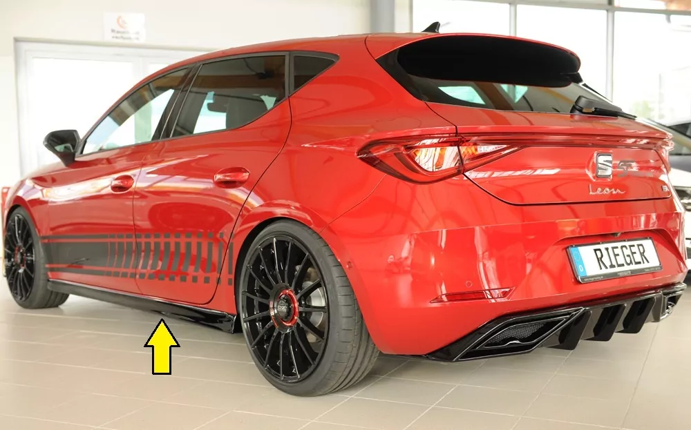 Rieger Seitenschweller links  (XS) glanz schwarz für Seat Leon (KL) 5-tür. (ST/Sportstourer) 09.20-06.24 (bis Facelift)