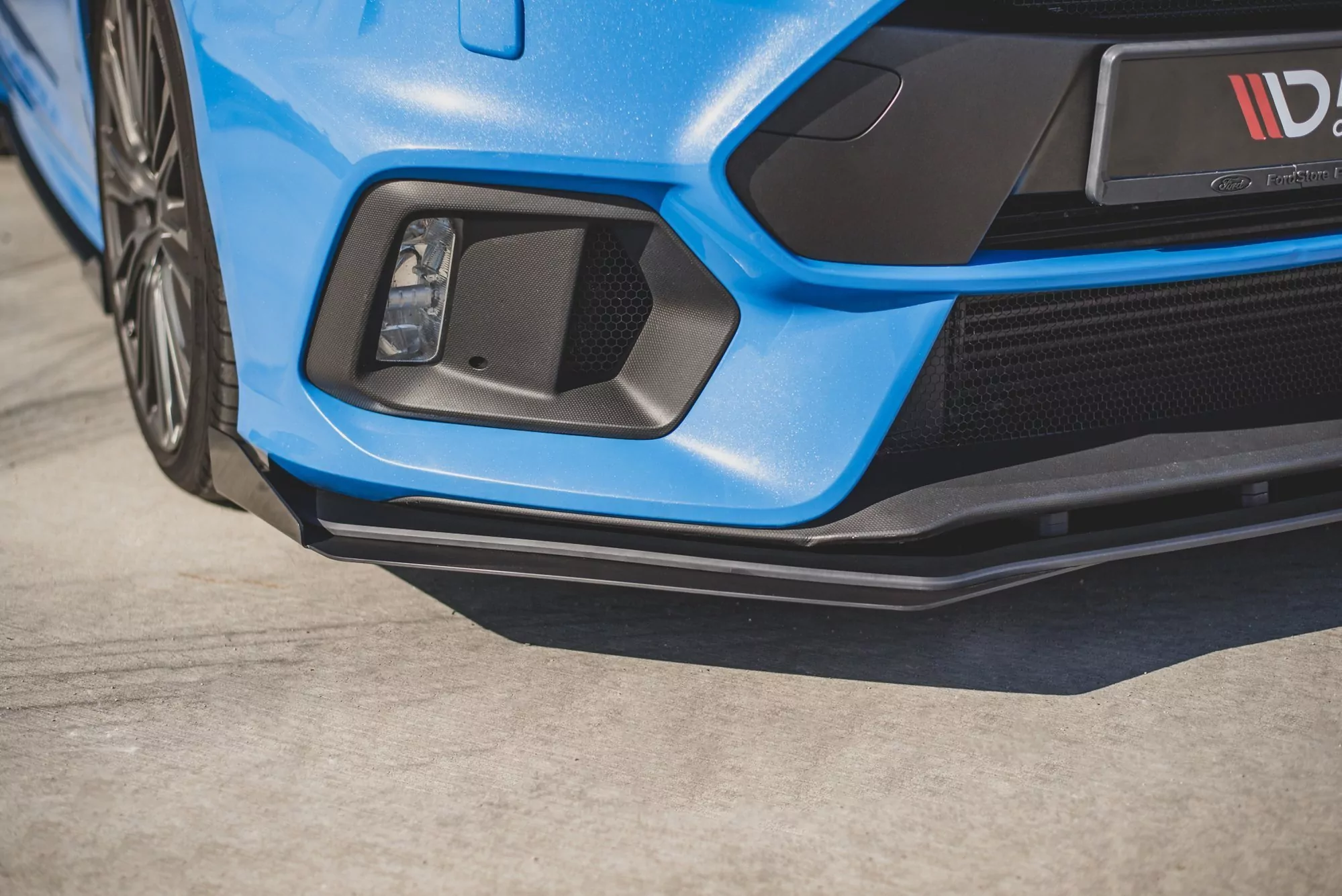 Robuste Racing Front Ansatz Für Passend +Flaps Für Ford Focus RS Mk3 Schwarz Hochglanz