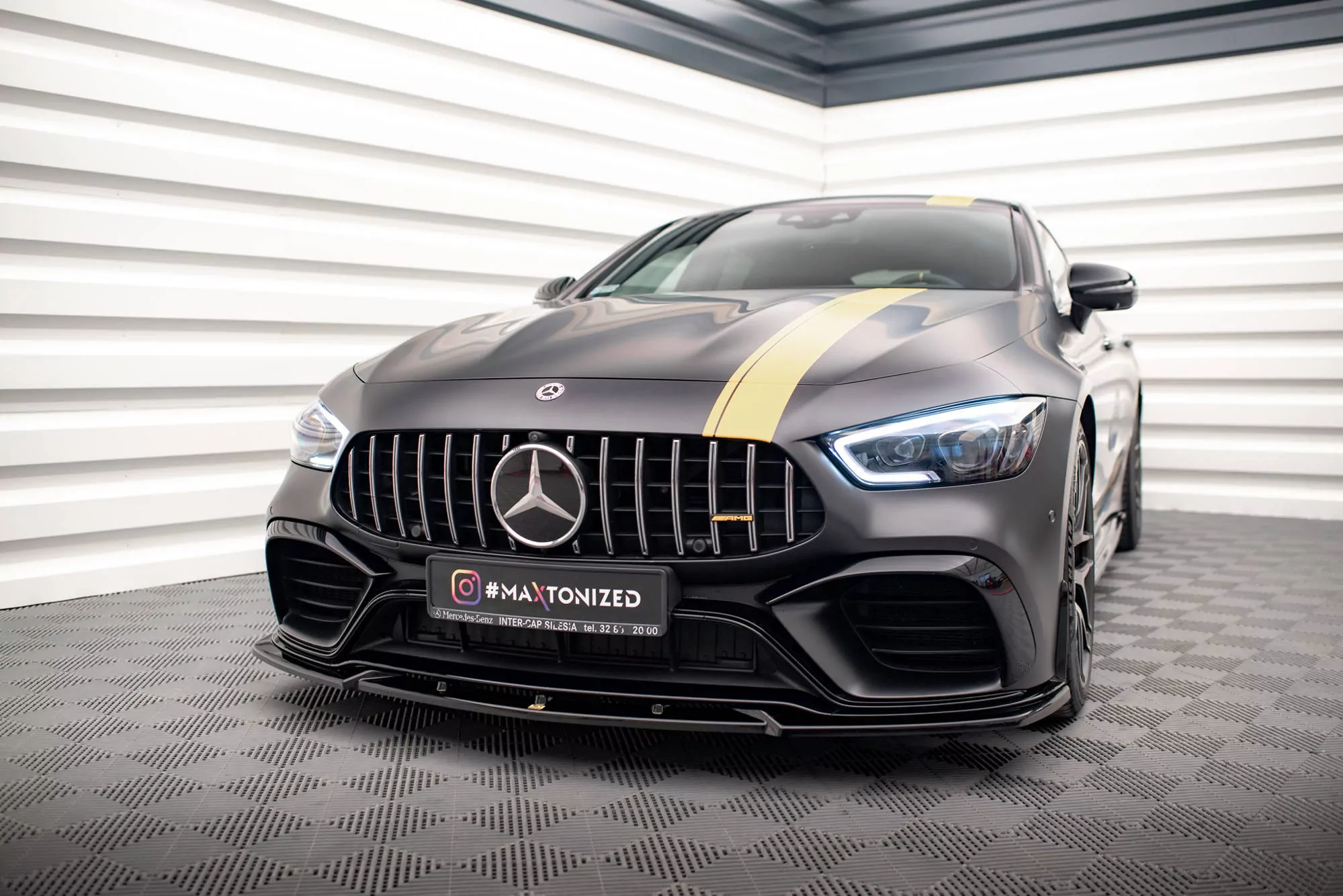 Front Ansatz V.3 Für Mercedes-AMG GT 63S 4-Door Coupe Aero Schwarz Hochglanz
