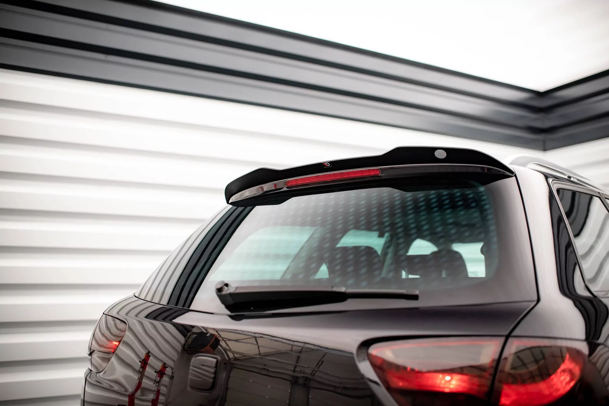 Spoiler CAP Für Seat Exeo ST Schwarz Hochglanz