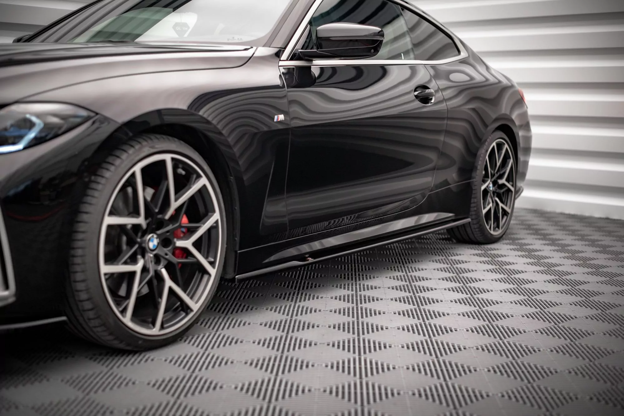 Seitenschweller Ansatz Für V.1 Für BMW 4er M-Paket / M440i G22 / G23 / G22 Facelift / G23 Facelift Schwarz Hochglanz