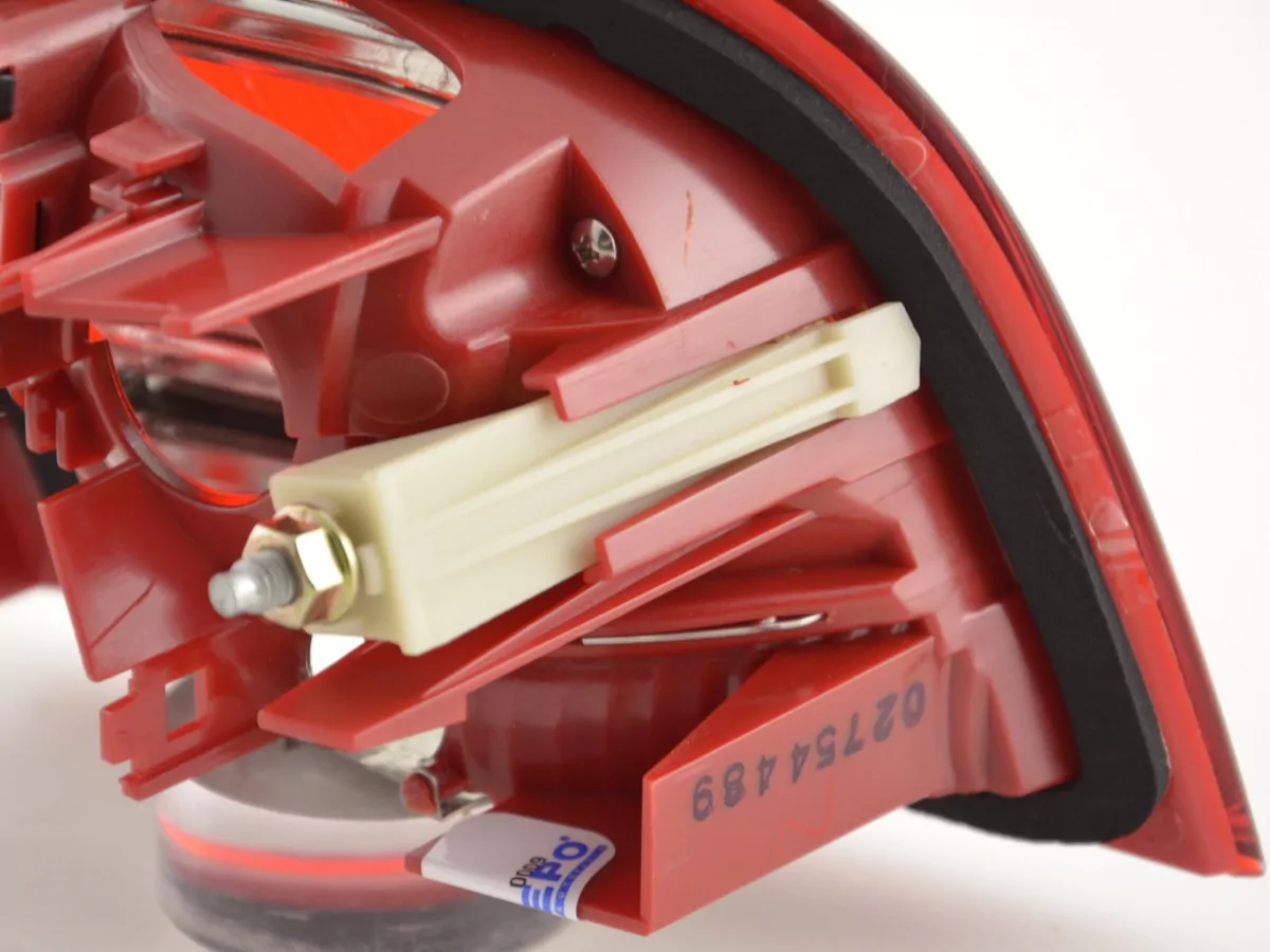 Verschleißteile Rückleuchte LED rechts Audi A3 Sportback (8PA) Bj. 09-12 rot/klar