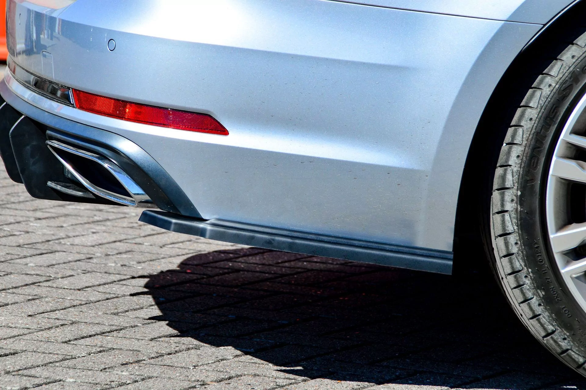 Heckansatz Seitenteile für Audi A4 B9 Avant Bj. 06/2018-05/2019