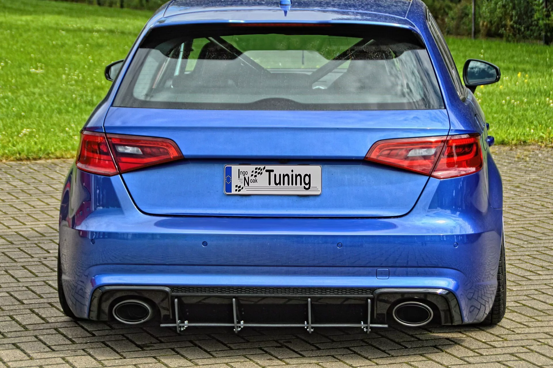 Heckansatz Heckeinsatz Diffusor Heckeinsatz für Audi RS3 8V Sportback