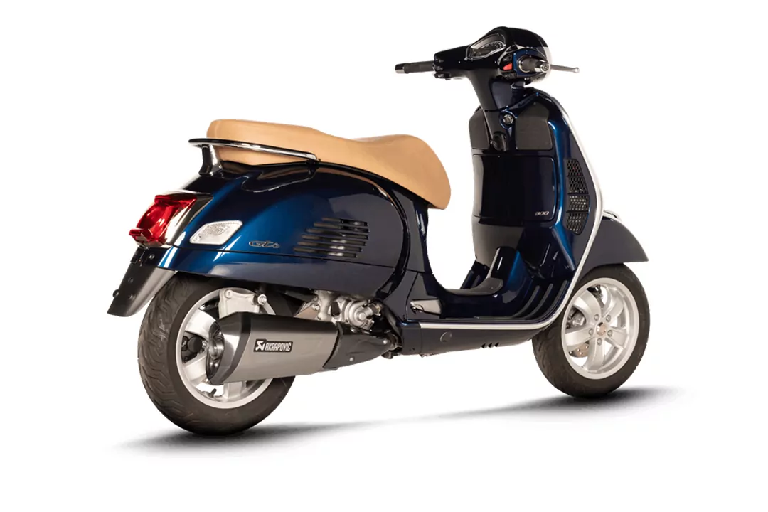 Akrapovic Slip-On Line (SS) Auspuff für Vespa GTS 300 / Sei Giorni / TECH 2021-