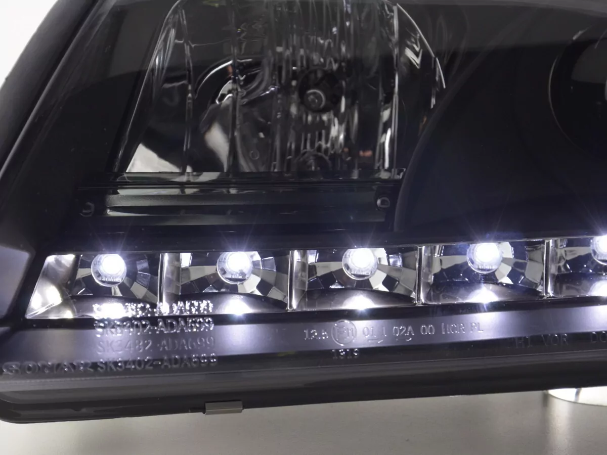 Scheinwerfer Set Daylight LED TFL-Optik Audi A6 Typ 4B Bj. 97-01 schwarz