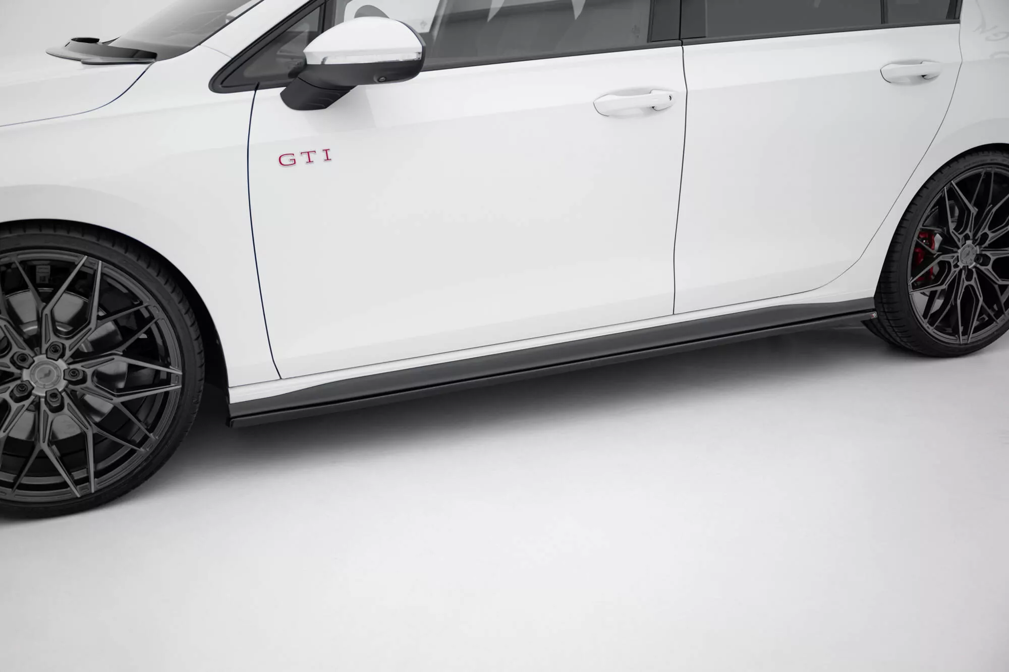 Seitenschweller Ansatz Für V.1 Für Volkswagen Golf GTI / GTE / GTI Clubsport / GTD / R-Line Mk8 Schwarz Hochglanz