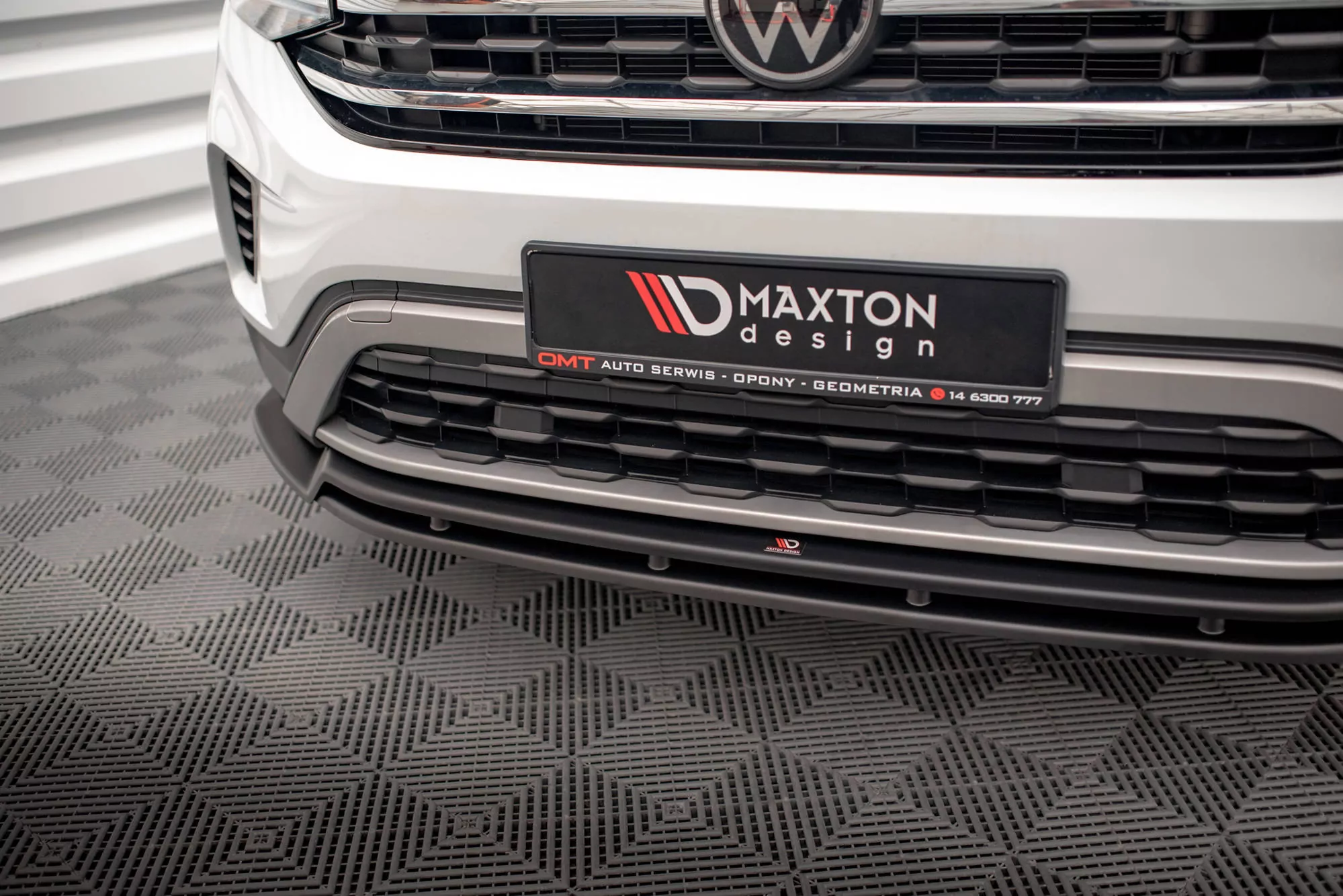 Front Ansatz V.2 Für Volkswagen Atlas Cross Sport Schwarz Hochglanz