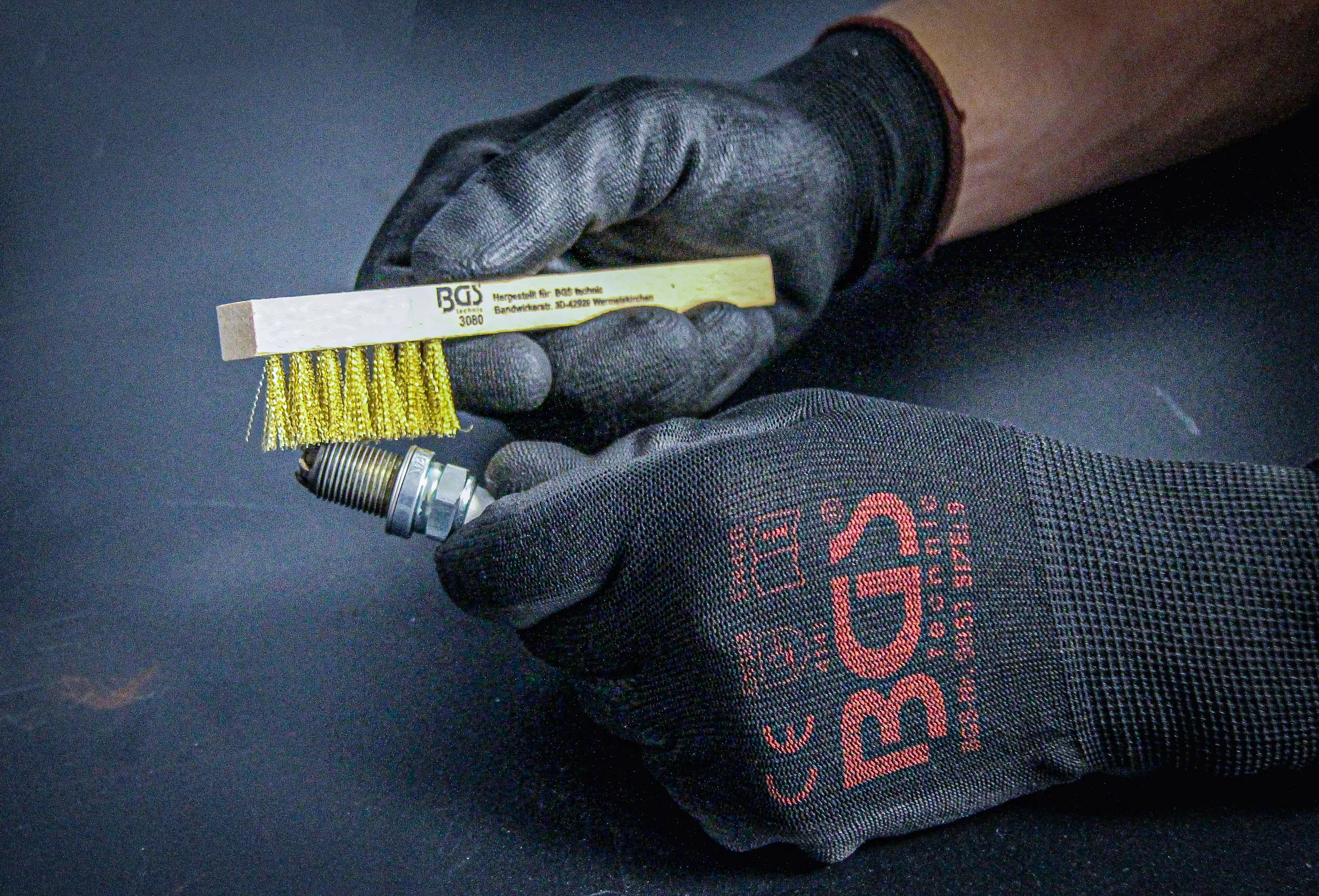 Zündkerzen-Bürste | 140 mm