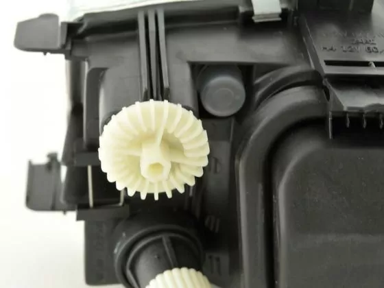 Verschleißteile Scheinwerfer links VW Polo Classic (Typ 6KV) Bj. 00-01