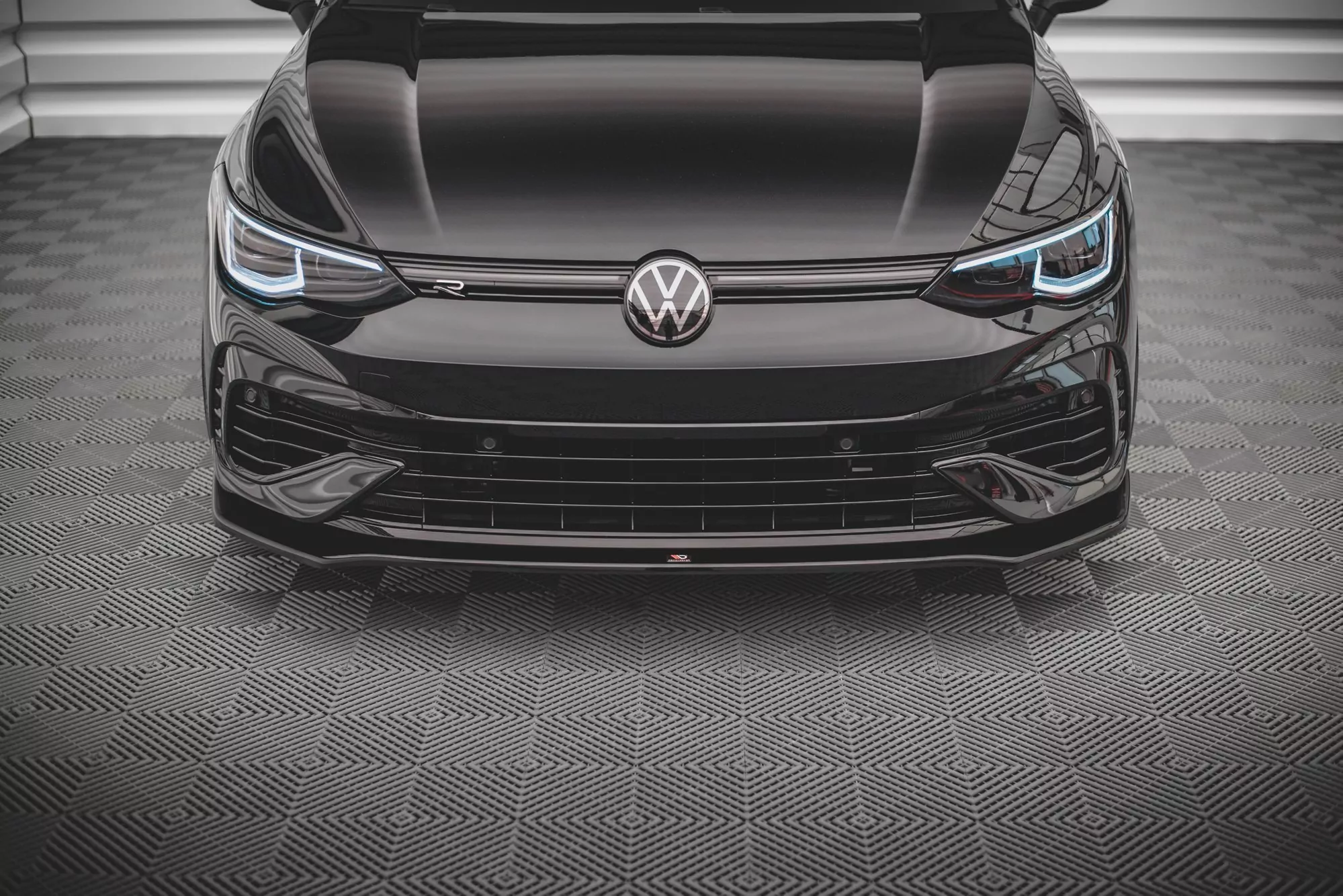 Front Ansatz V.3 Für Volkswagen Golf R Mk8 Schwarz Hochglanz