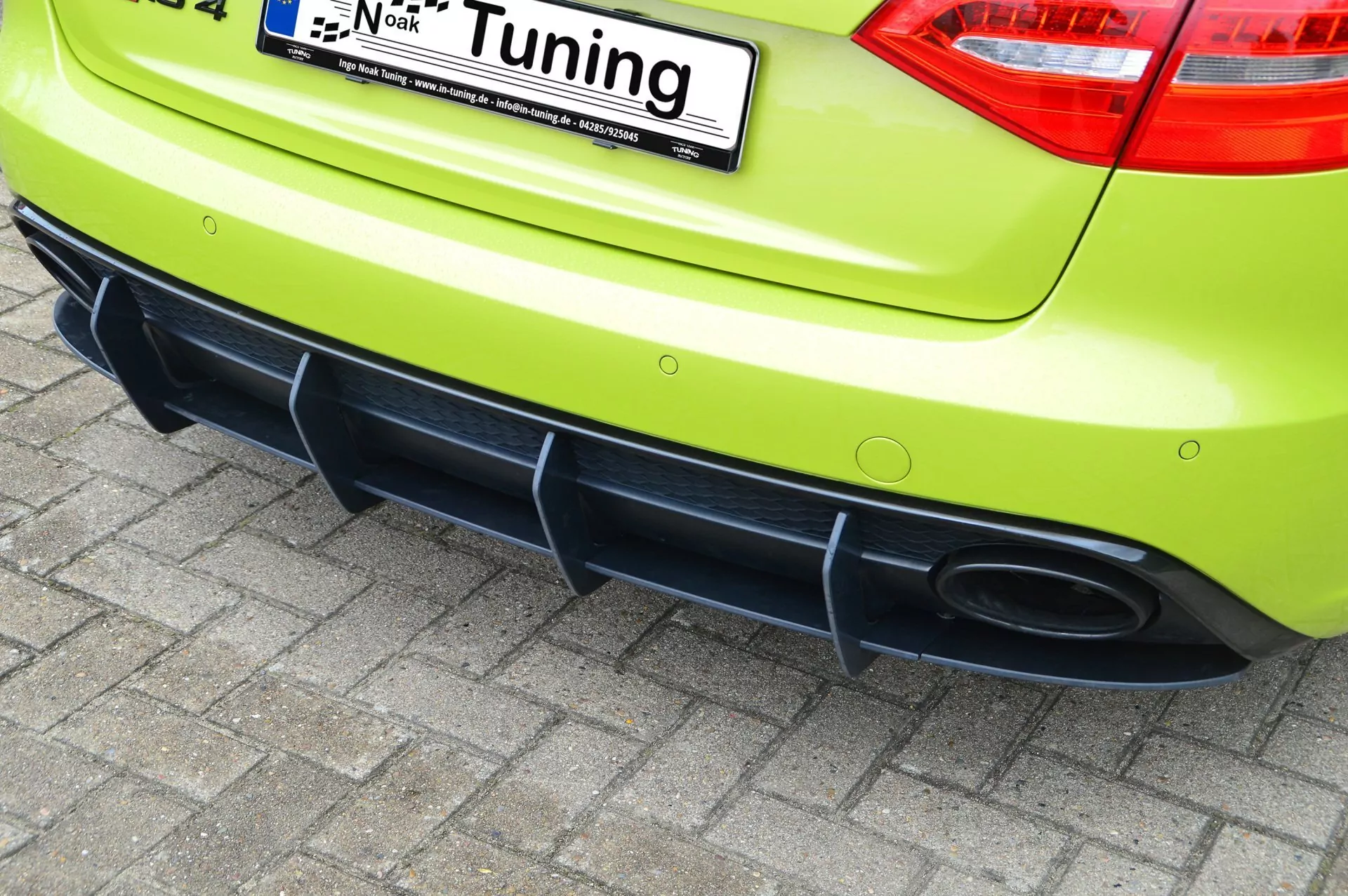 Racing Heckansatz Diffusor mit Seitenteilen für Audi RS4 B8