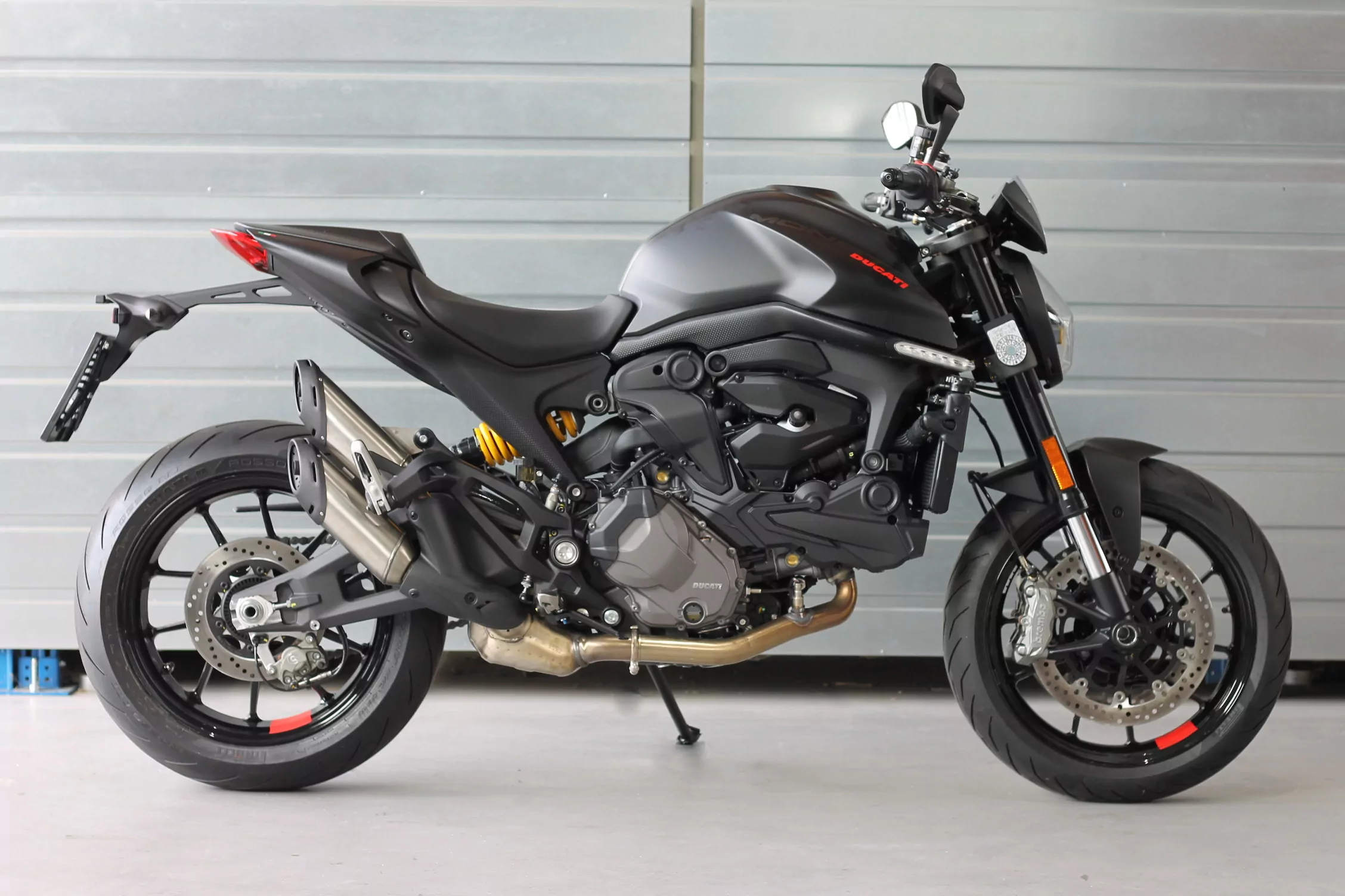 MG Biketec Kennzeichenhalter für Ducati Monster / Monster+ 937 (950) ab 2021